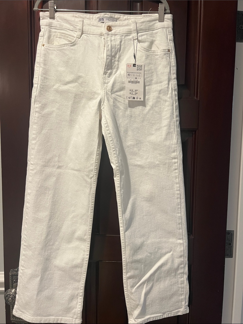 Zara Women’s white Straight Jeans
